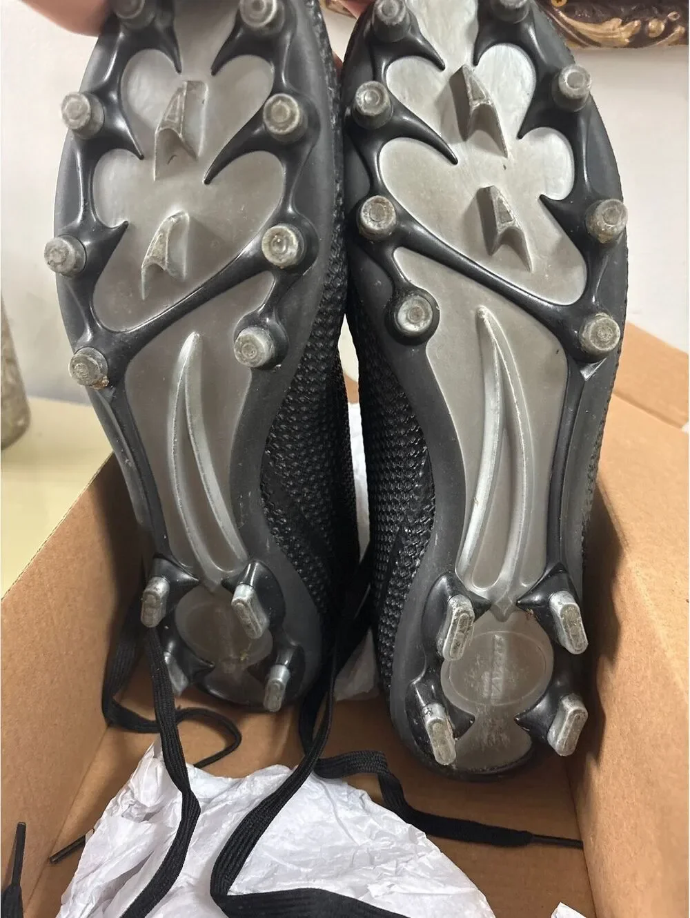 New Brava Soccer Super Goal Men's Size 12 Black Soccer Cleats